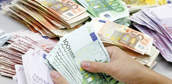 سهمیه ارز مسافرتی برای کشورهای بدون ویزا ۳۰۰ یورو اعلام شد