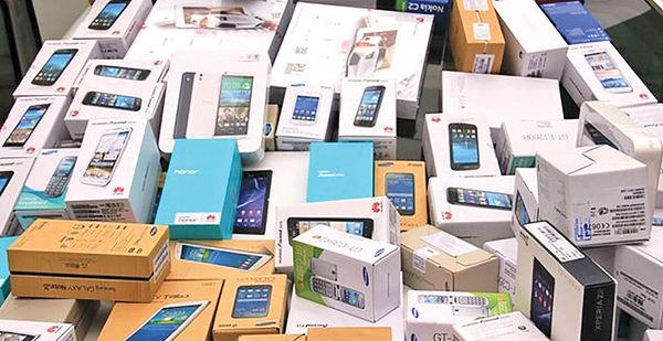 تلفن همراه در صدر کالاهای وارداتی به کشور